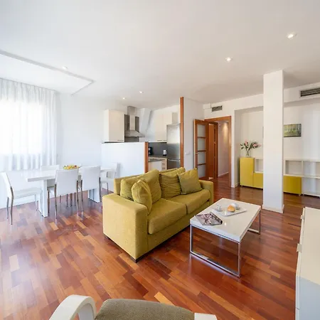 2 Bedroom In Costa Brava Apartment L'Escala
