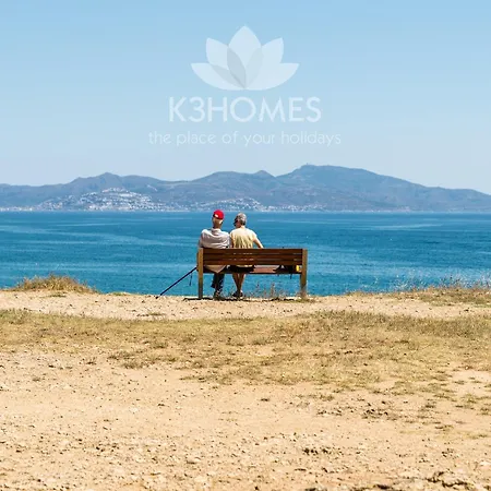 Apartment 2 Bedroom In Costa Brava